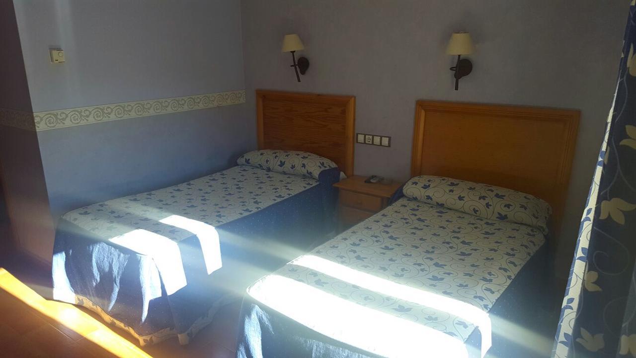 Hostal Restaurante San Juan Molina de Aragon Zewnętrze zdjęcie